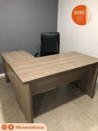 Escritorio en madecor en L 2 niveles18.jpg